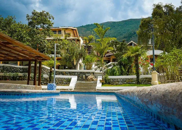 Uzhupud Garden Hotel & Lodge